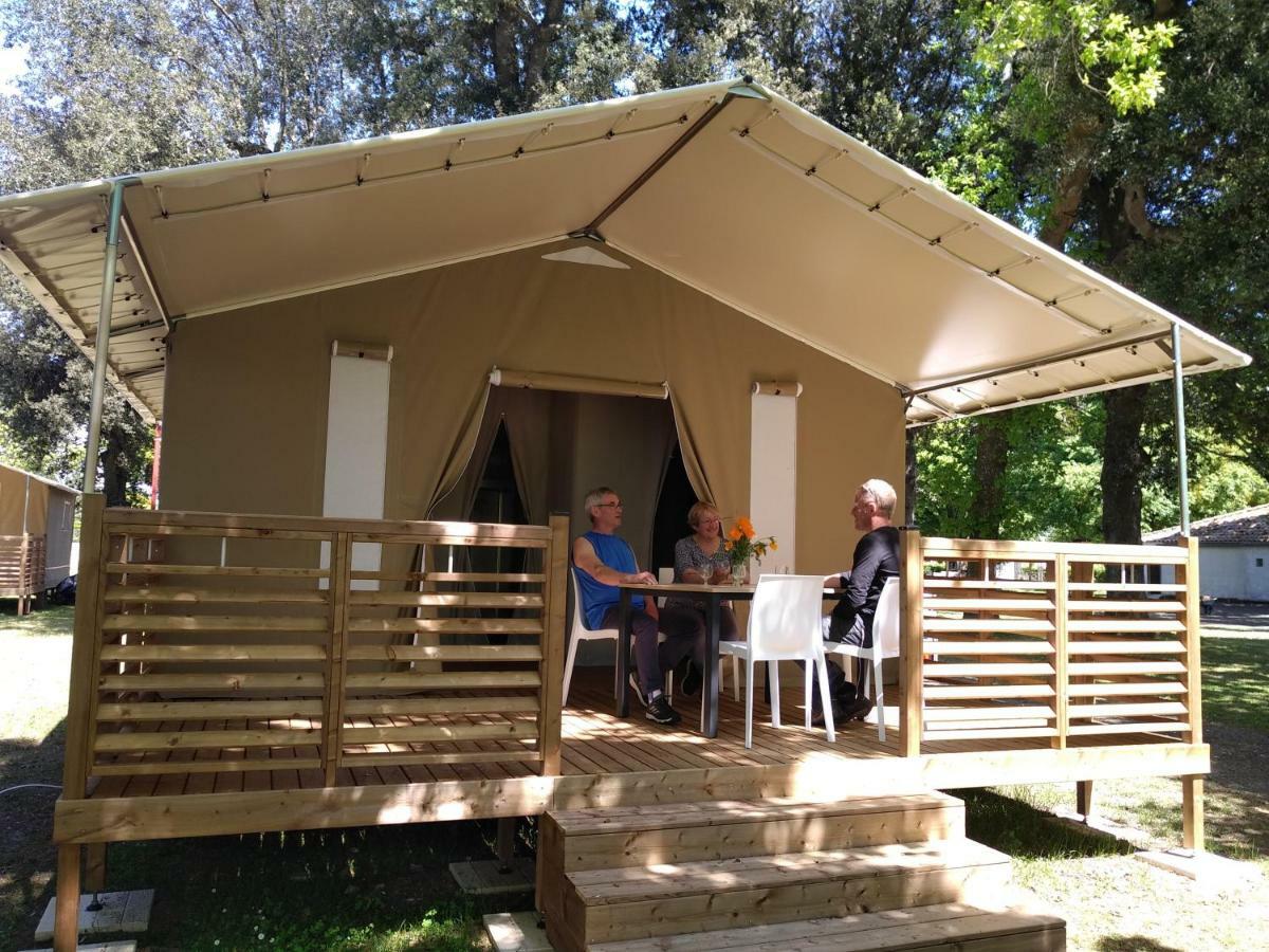 Camping Le Sorlut Cozes Eksteriør bilde